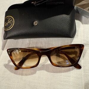 Ray-Ban Brown Cat-Eye Sunglasses